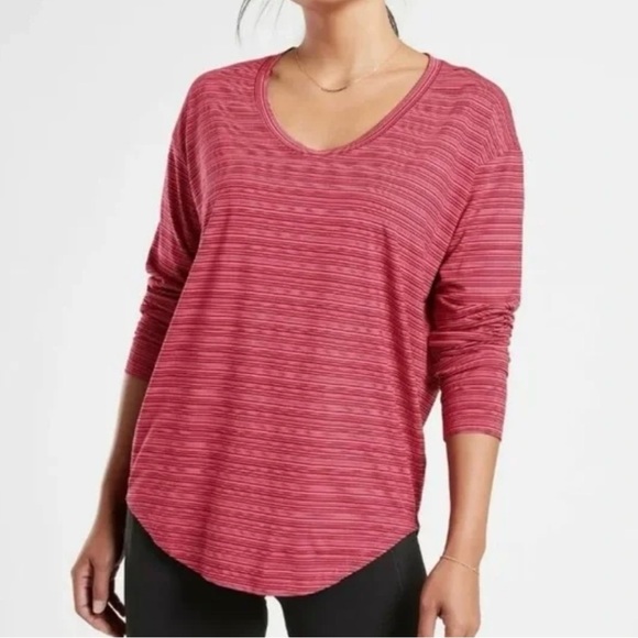 Athleta Women Cloudlight Stratus Pink Striped Top Long Sleeve Pullover Medium - Picture 1 of 8
